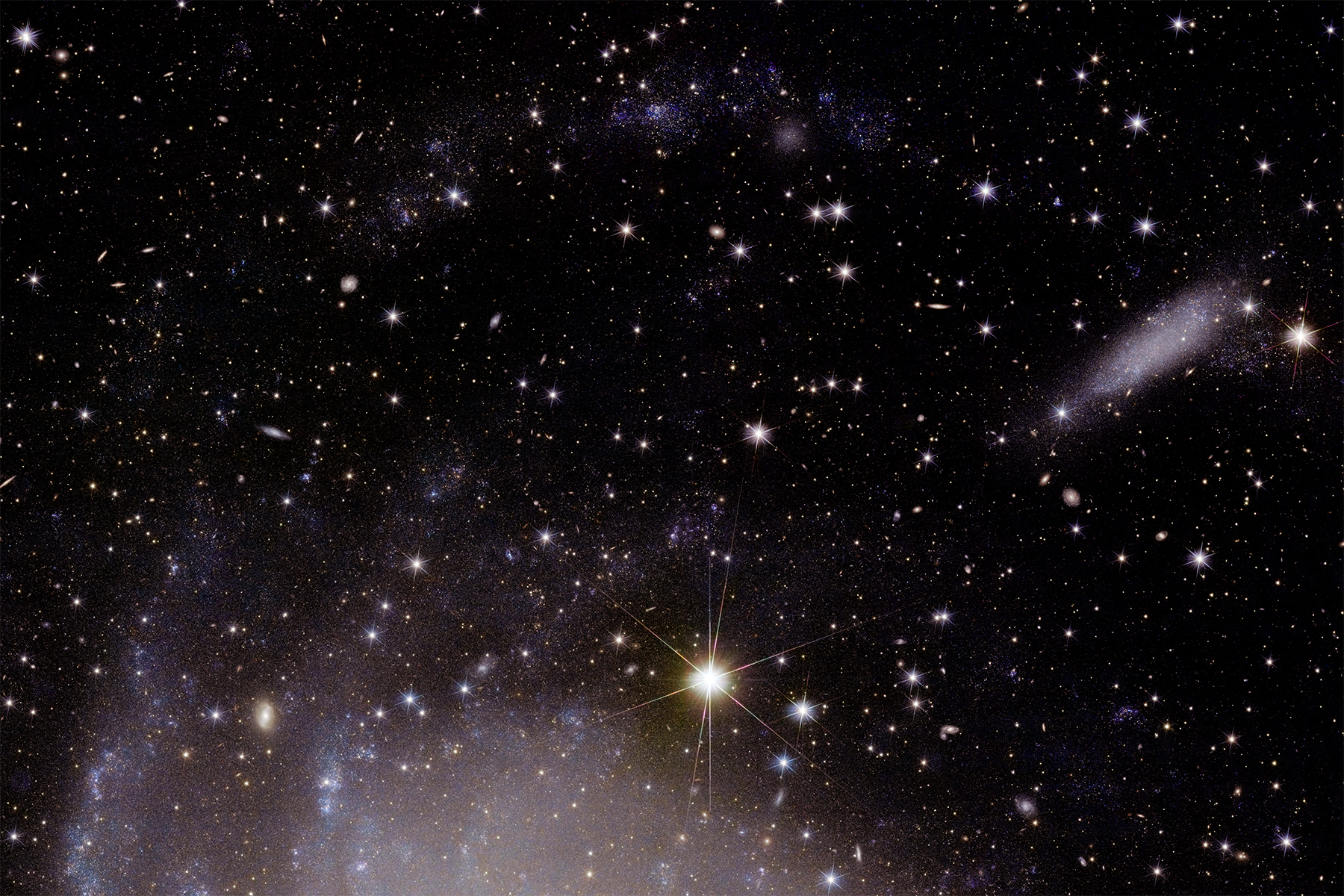 Un dettaglio alla periferia della galassia NGC 6744 come fotografata da Euclid